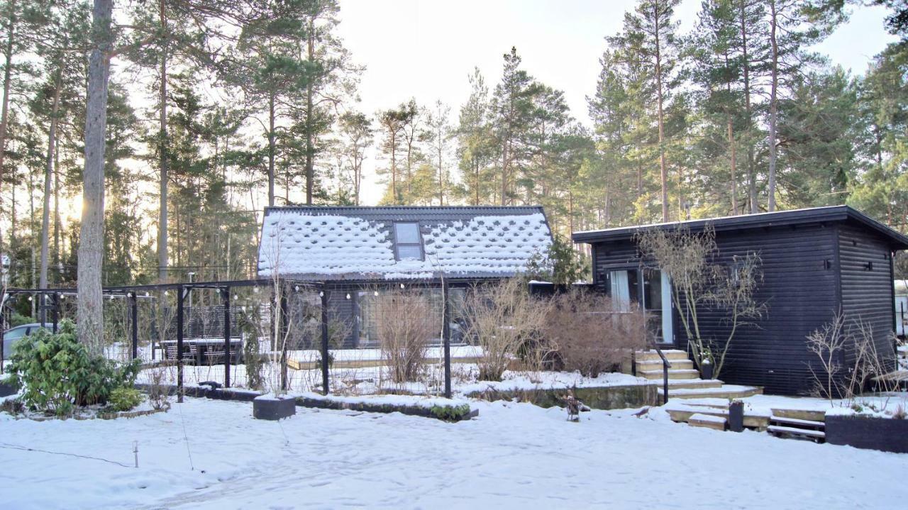 Modern Villa In Stockholm Archipelago Вермдё Экстерьер фото